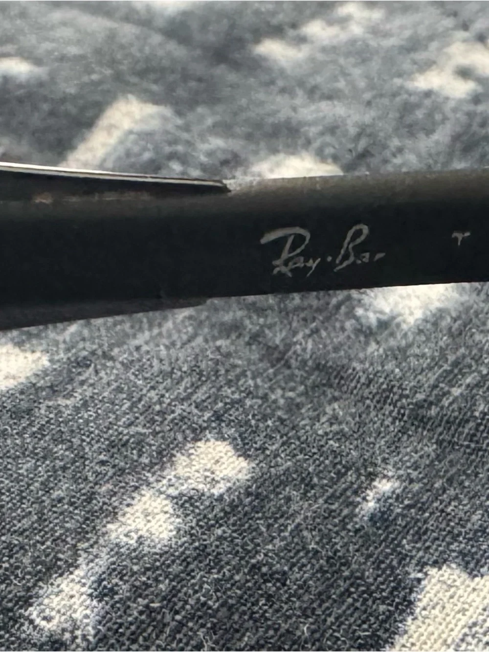 Ray-Ban Black Sunglasses with Black Case and Red Interior